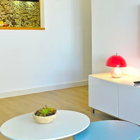 Myflats Plaza Apartment *