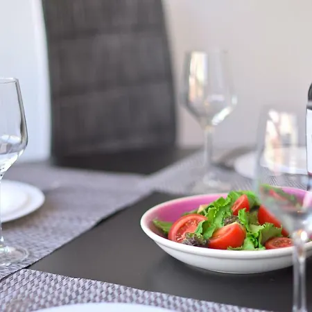 Myflats Plaza Apartamento *